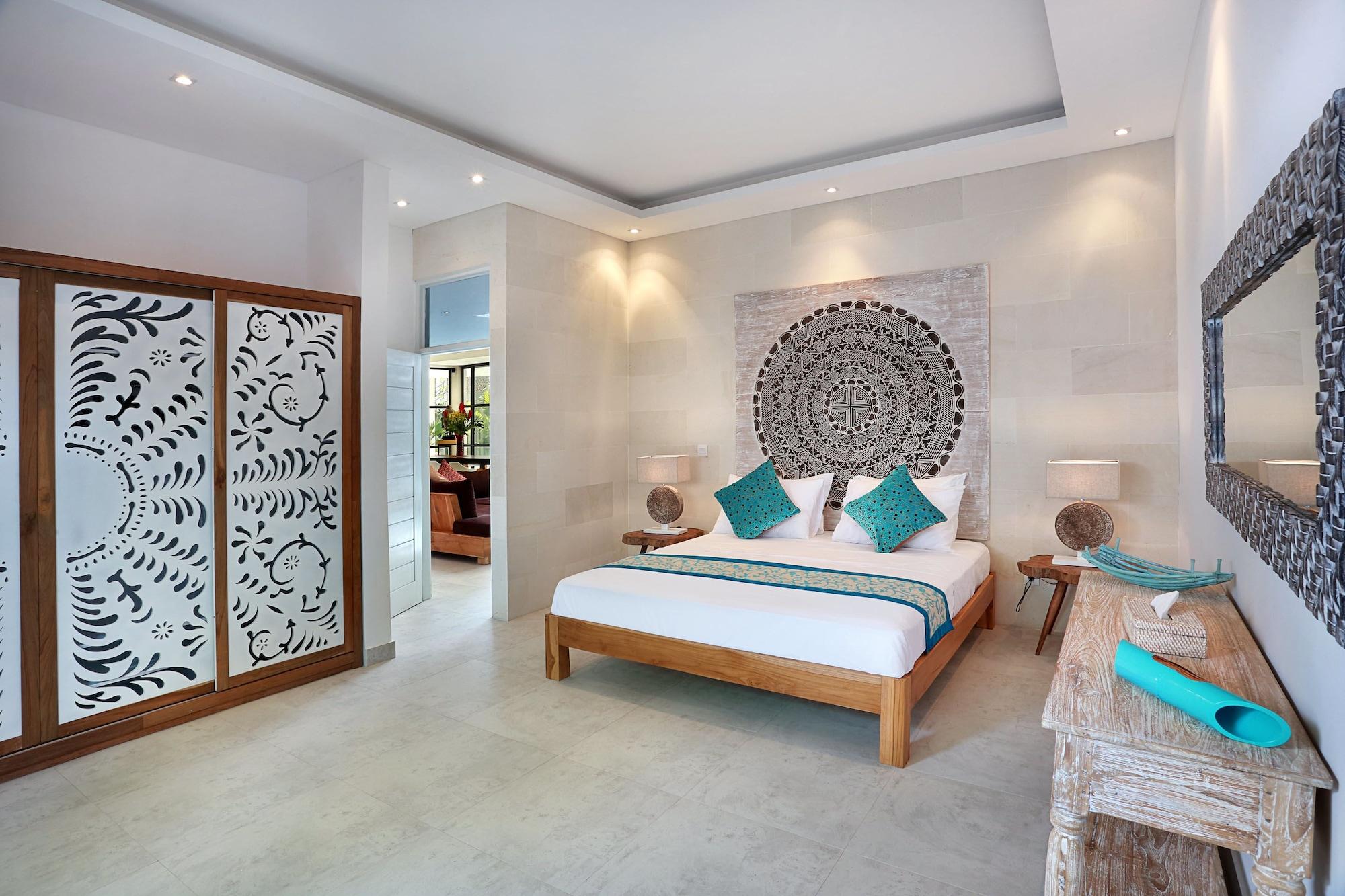 Seminyak White Design Villa Exterior photo