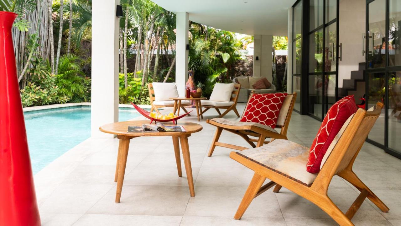 Seminyak White Design Villa Exterior photo